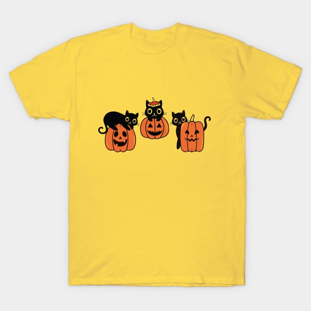 Black Cat Pumpkin T-Shirt by artística